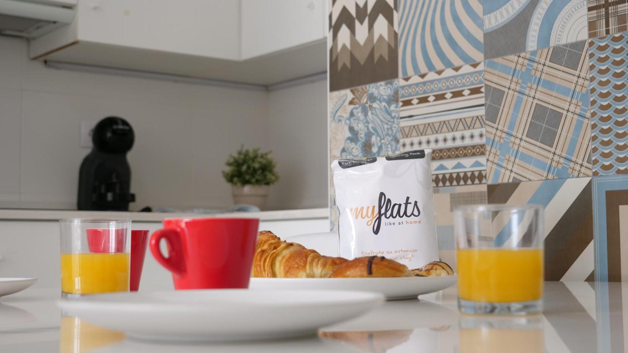 Myflats Old Corner Apartment Alicante Bagian luar foto